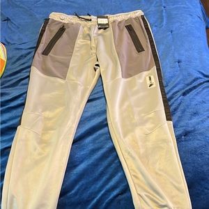 Nike Air Max Trouser Pant Men’s Size XXL Gray CW5389-073 Gym Training Casual NWT